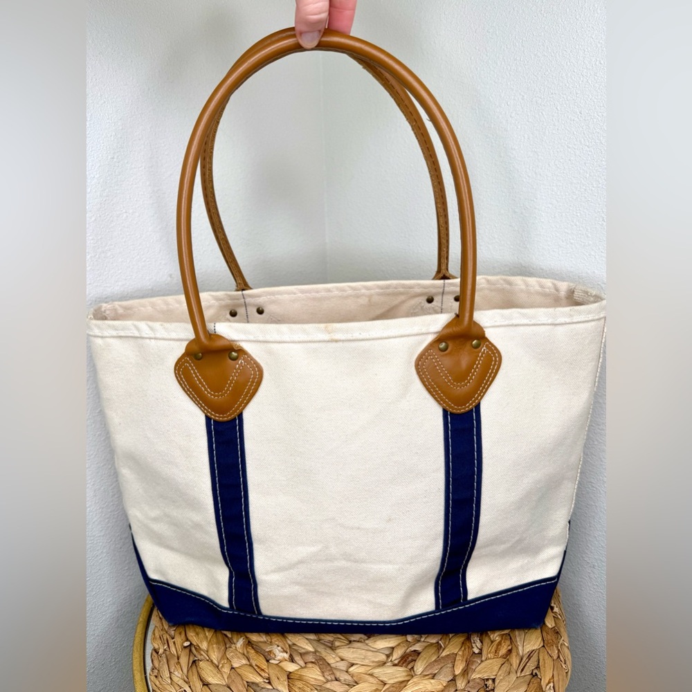 Vtg L.L. Bean Boat & Tote Bag Leather-Handle Canvas Carryall white navy stiff - Picture 2 of 13
